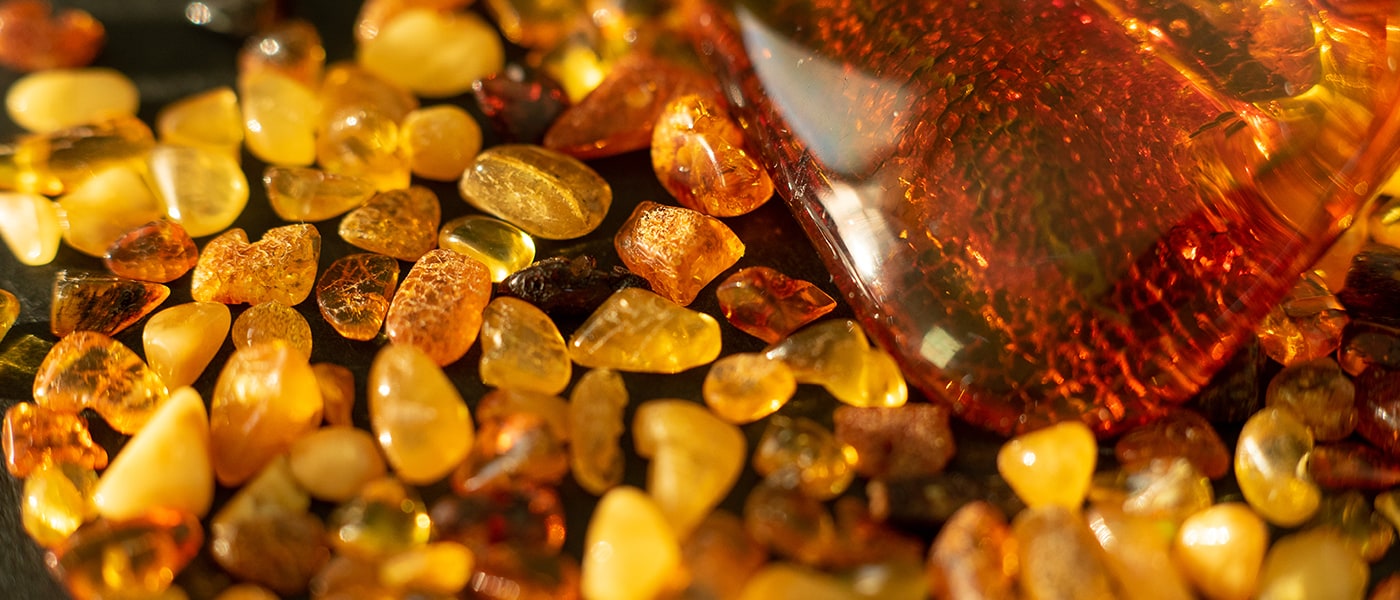 How To Use Amber Healing Crystals