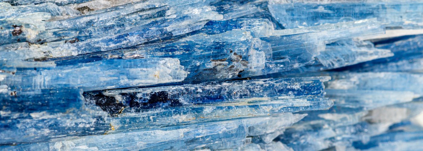 How To Use Kyanite In Your Life